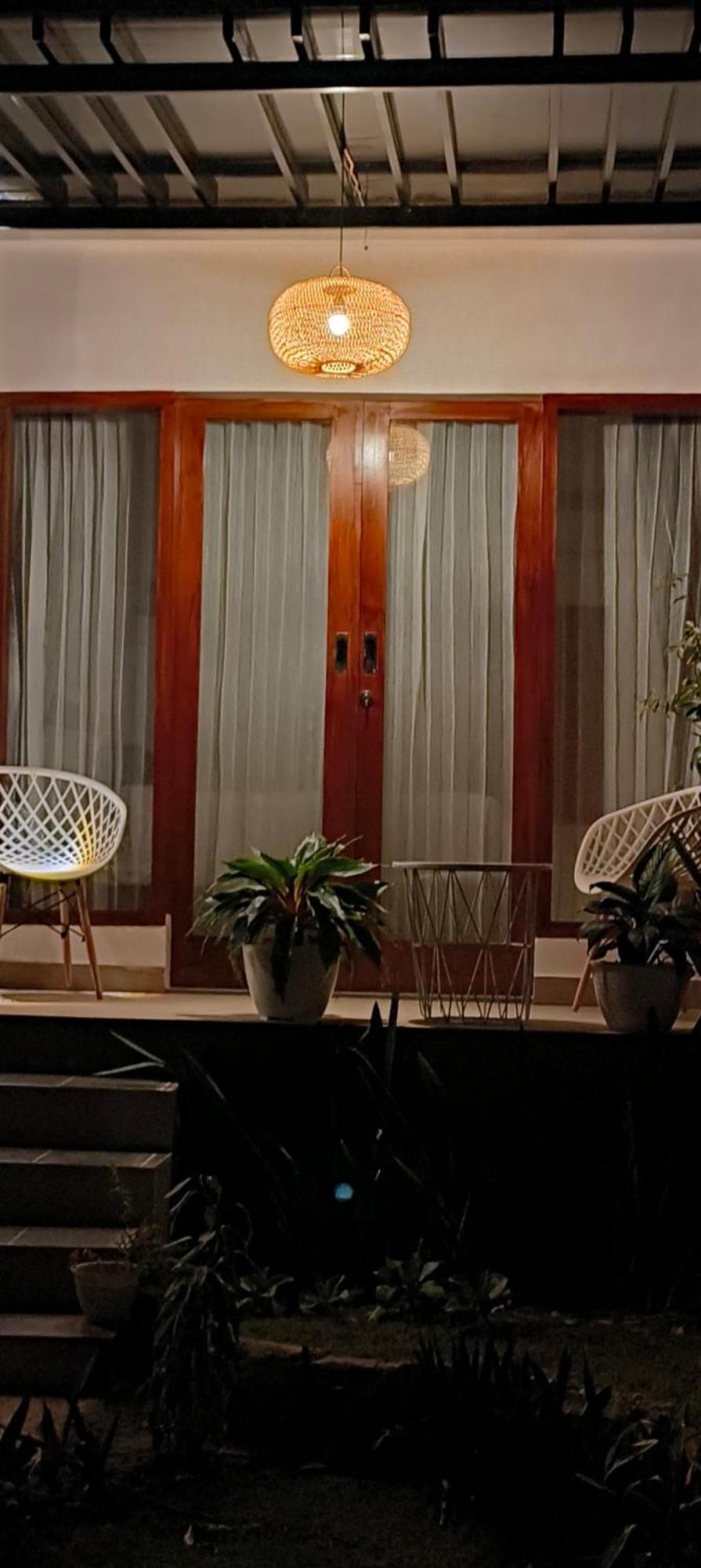 Appartement Zifa Mandalika à Kuta  Extérieur photo
