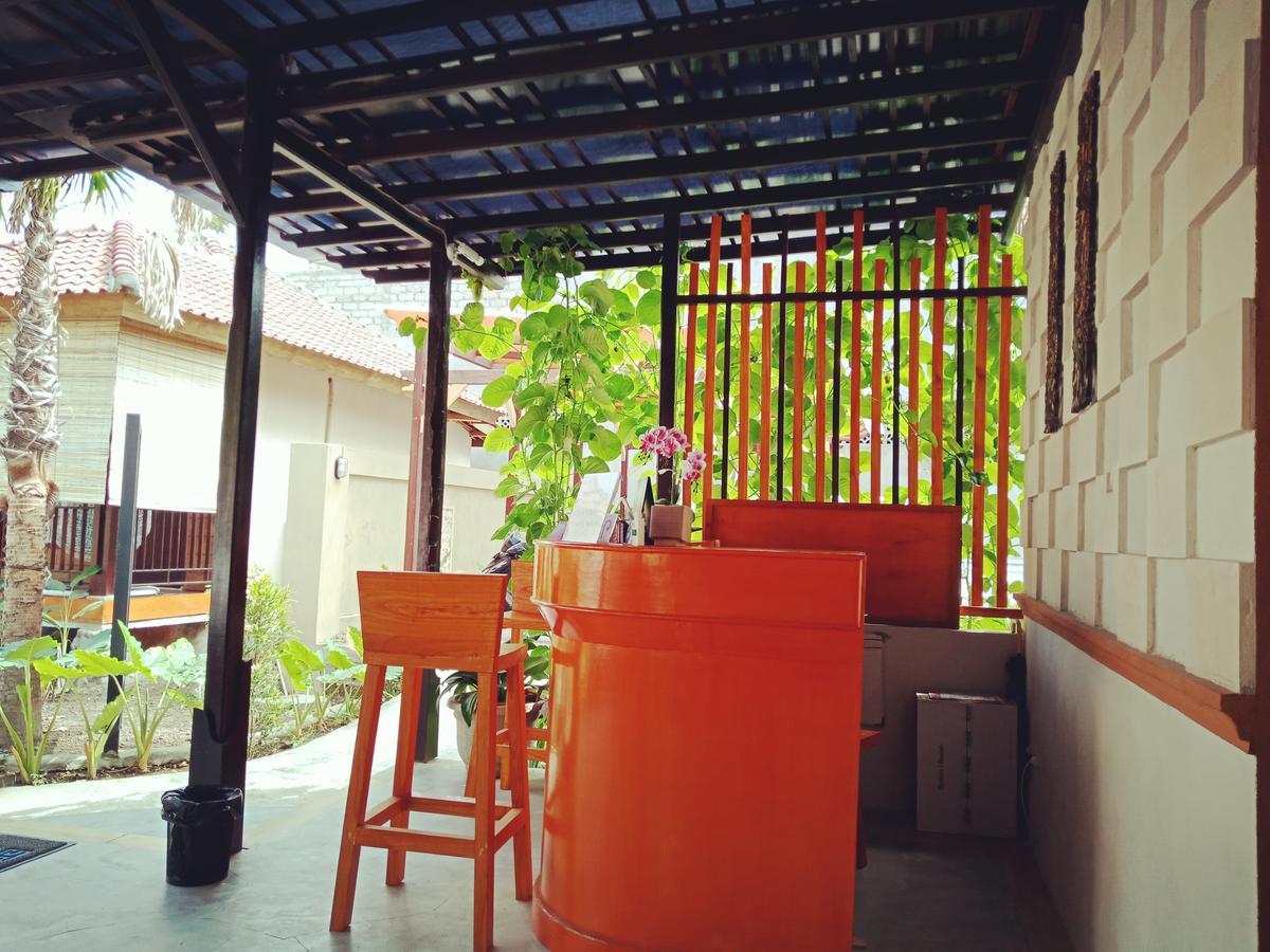Appartement Zifa Mandalika à Kuta  Extérieur photo