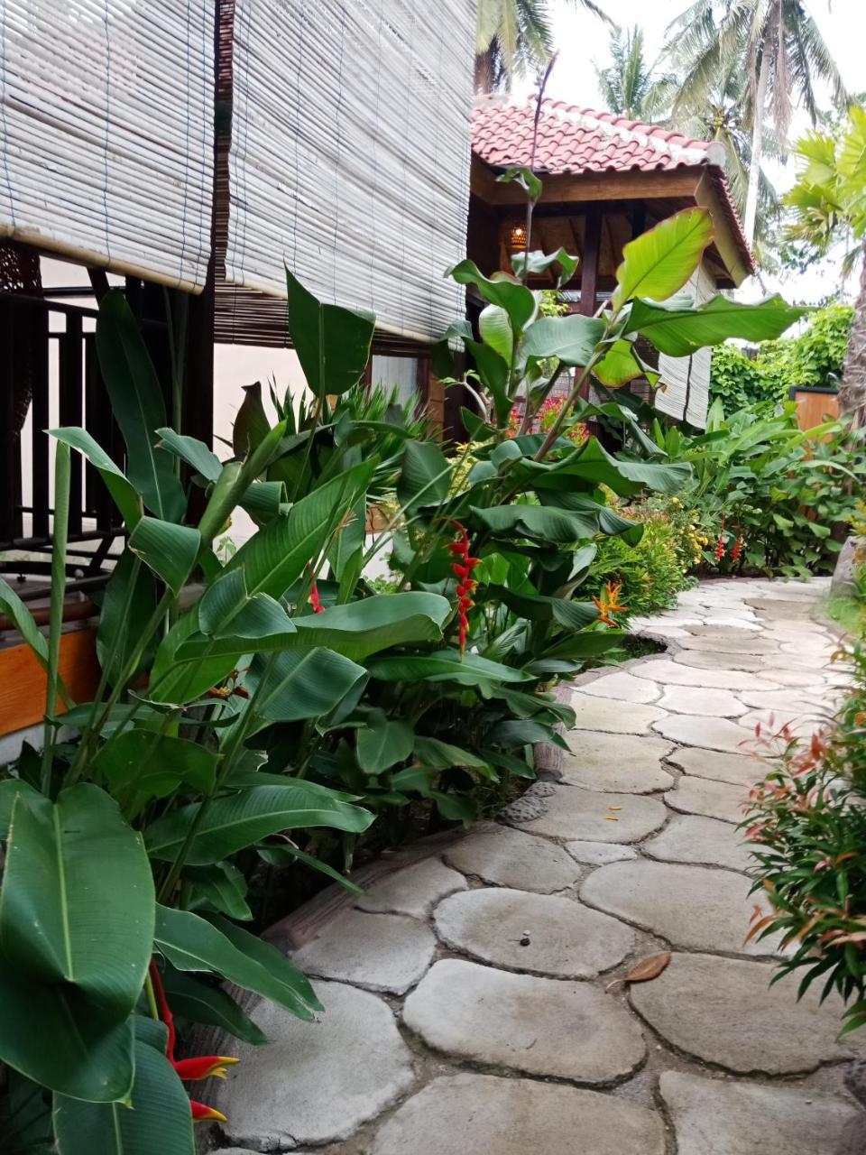 Appartement Zifa Mandalika à Kuta  Extérieur photo