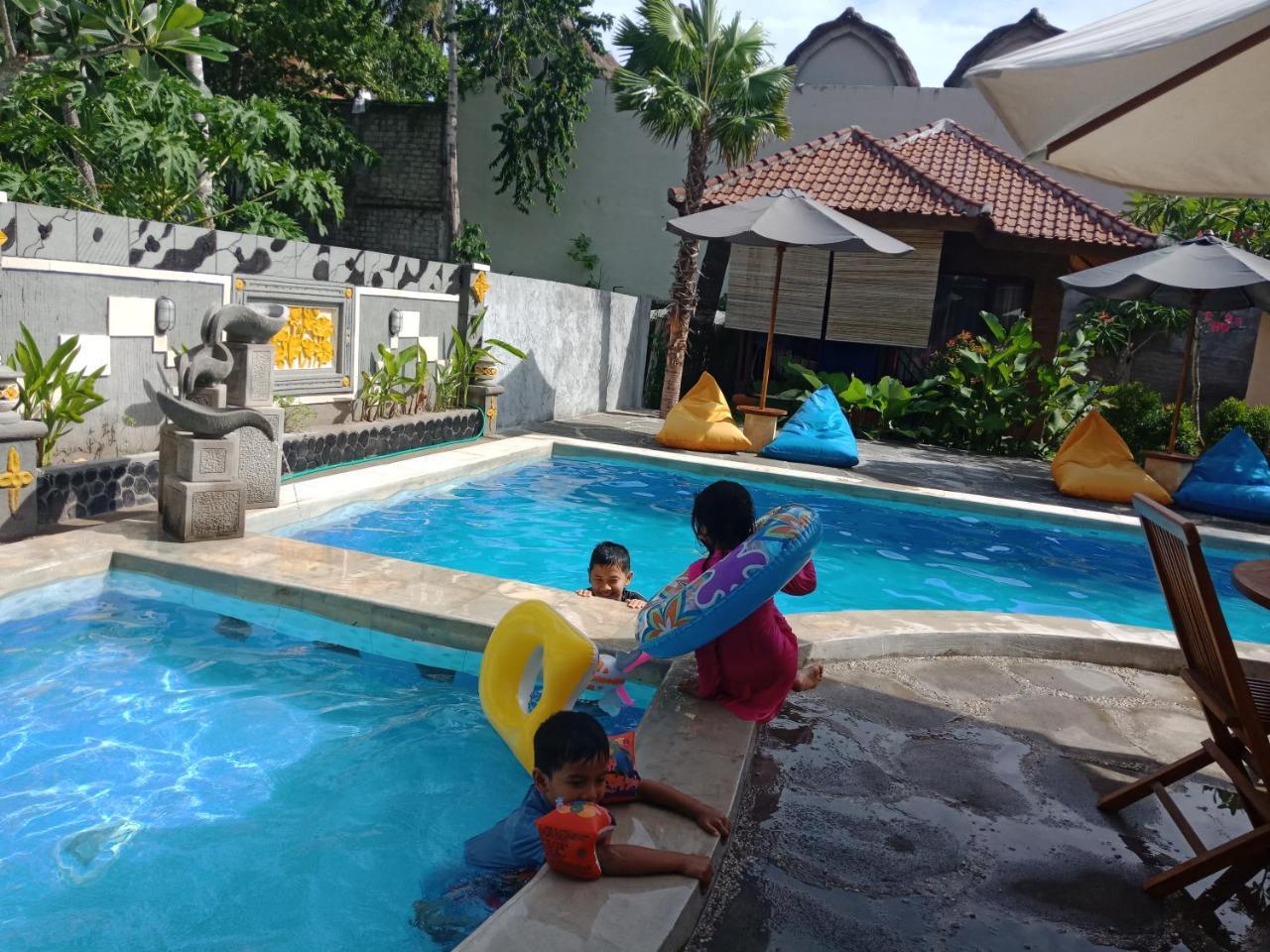 Appartement Zifa Mandalika à Kuta  Extérieur photo