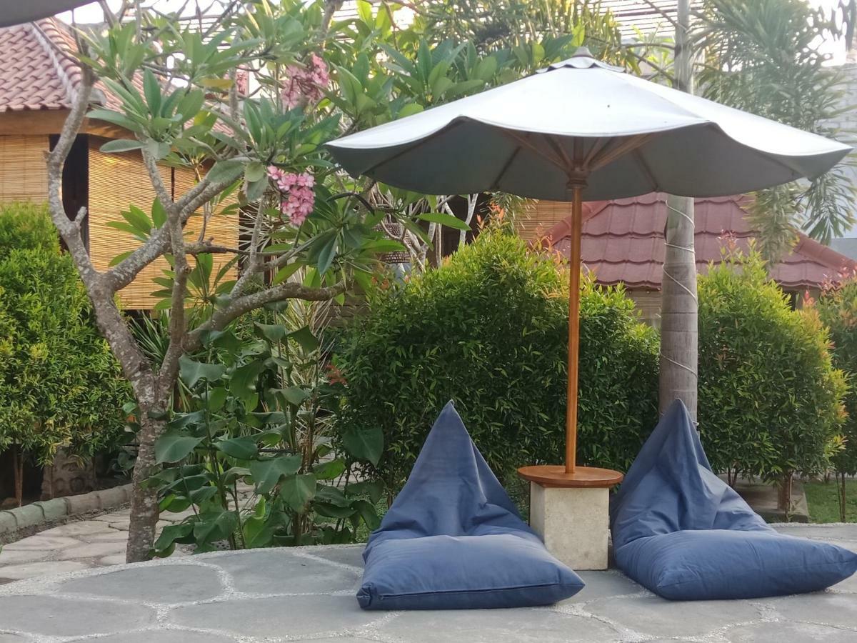 Appartement Zifa Mandalika à Kuta  Extérieur photo